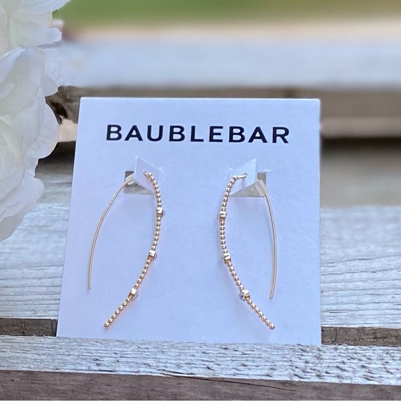 BaubleBar Jewelry - NWT BAUBLEBAR WINIFRED GOLD THREADER EARRINGS